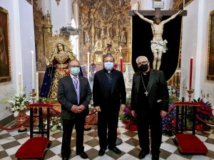 El Nuncio del Papa y el alcalde de granada visitan la Abadía
